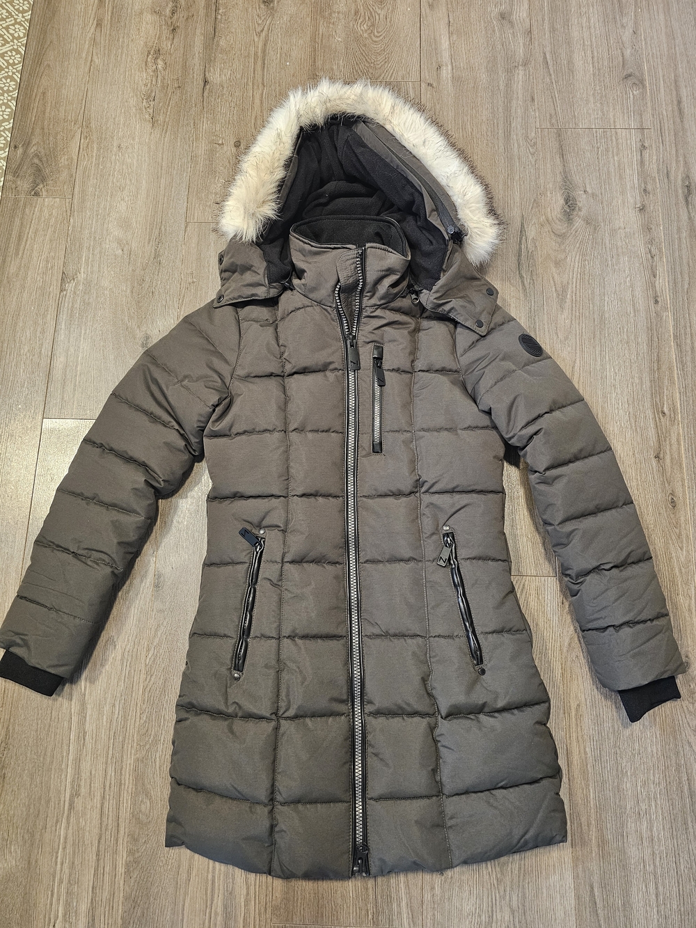 Noize Women's Long Quilted Puffer Coat with Faux Fur Trim - Olive